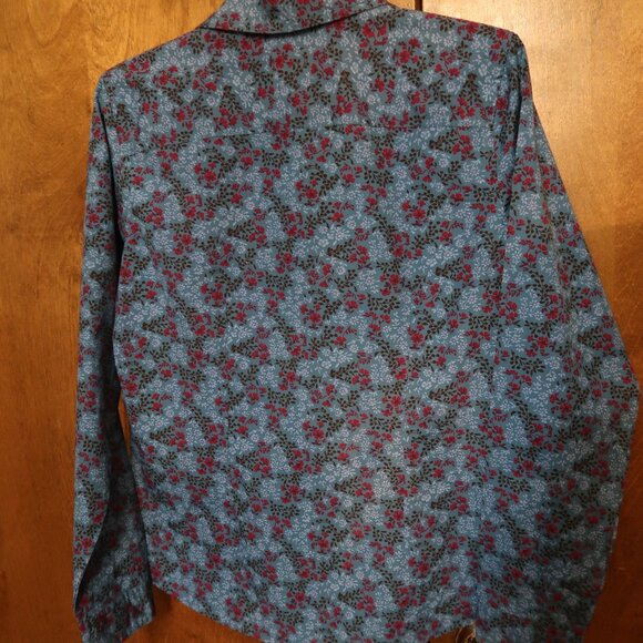 LL Bean Women's Long Sleeve Button Down Shirt Size Small - Picture 5 of 7